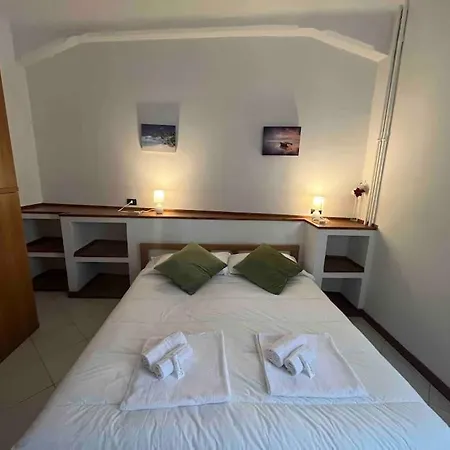 Andromeda 1 B Apartment